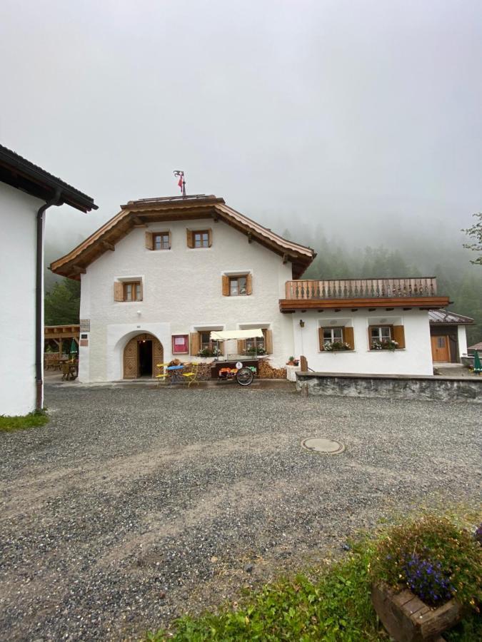 Alpengasthof Crusch Alba Ed Alvetern, S-Charl Scuol Exterior foto